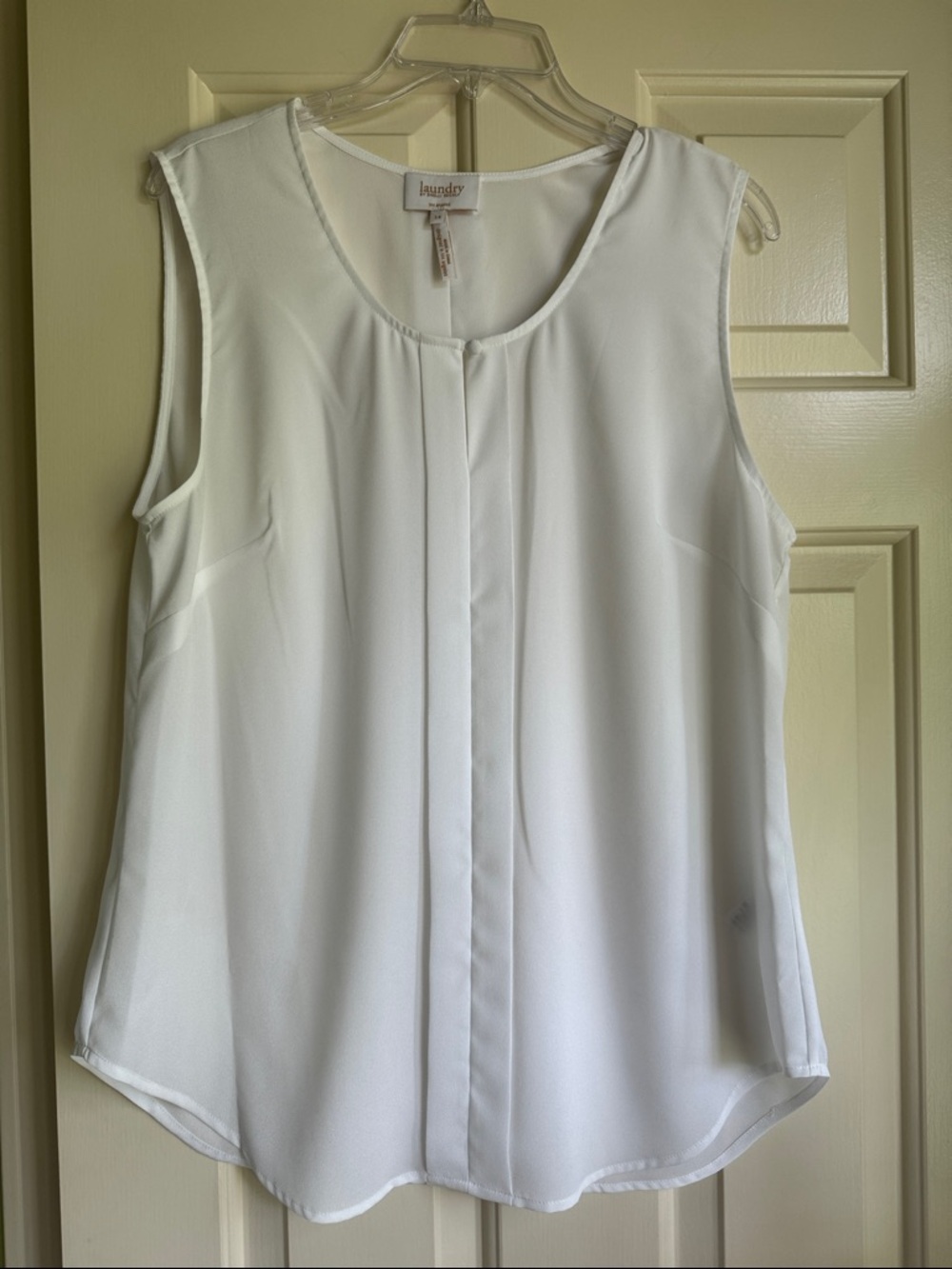 Laundry By Shelli Segal White Sleeveless Pleated Front tunic top